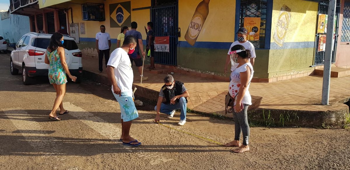 RETORNANDO: Áreas de feiras livres são sinalizadas para voltar à atividade na capital