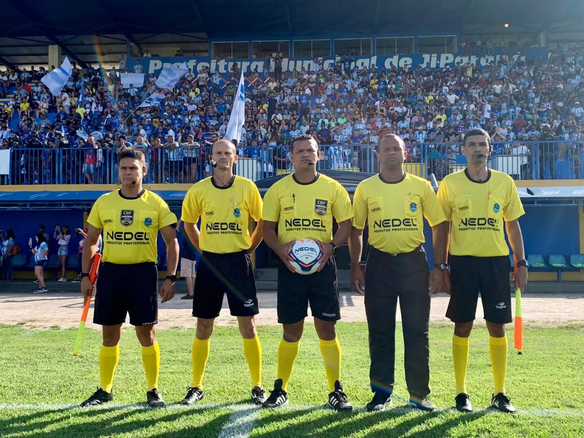 Curso a Distância de ARBITRAGEM - FORMAÇÃO DE ÁRBITROS DE FUTEBOL