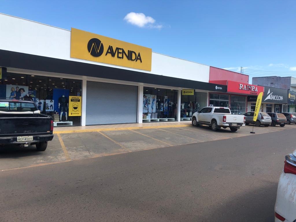 JARU: Polícia realiza fechamento do comércio local, conforme decreto estadual