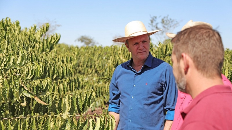 PRODUTORES: Luiz Goebel parabeniza aos cafeicultores rondonienses pelo Dia Internacional do Café