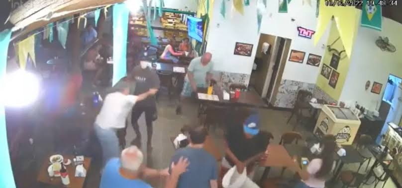 OUSADOS: Bandidos armados invadem bar e fazem arrastão na zona Leste 