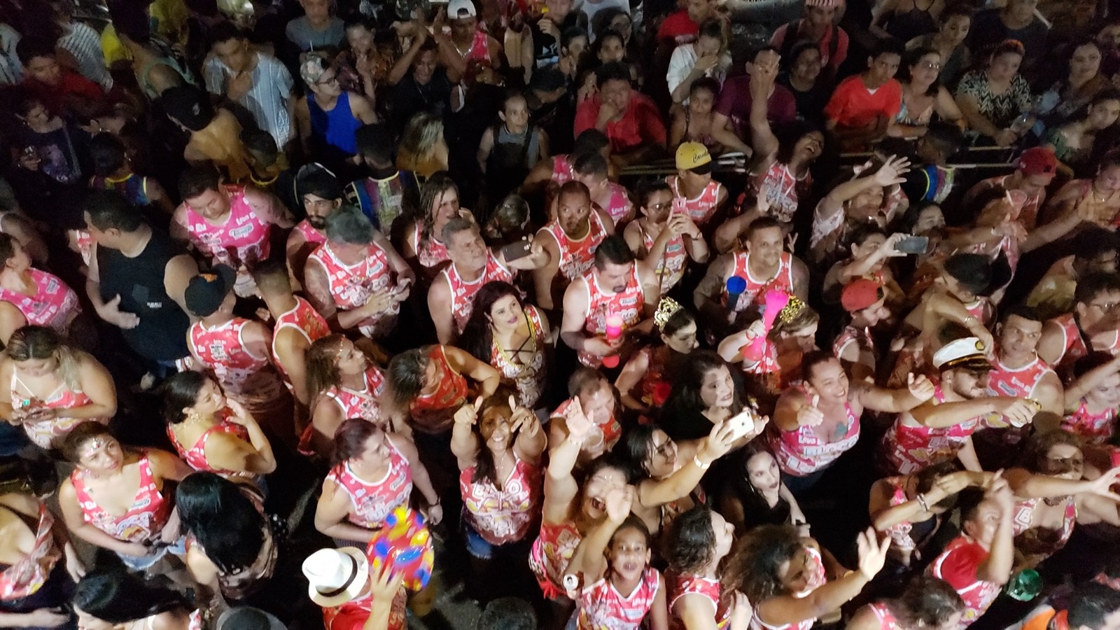 NESTE DOMINGO: Bloco Leva Eu promove feijoada na festa de lançamento do Carnaval neste deste ano