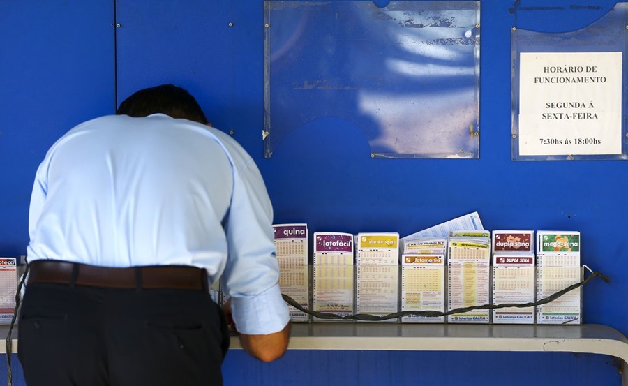 DINHEIRO: Lotofácil da Independência sorteia prêmio de R$ 180 milhões