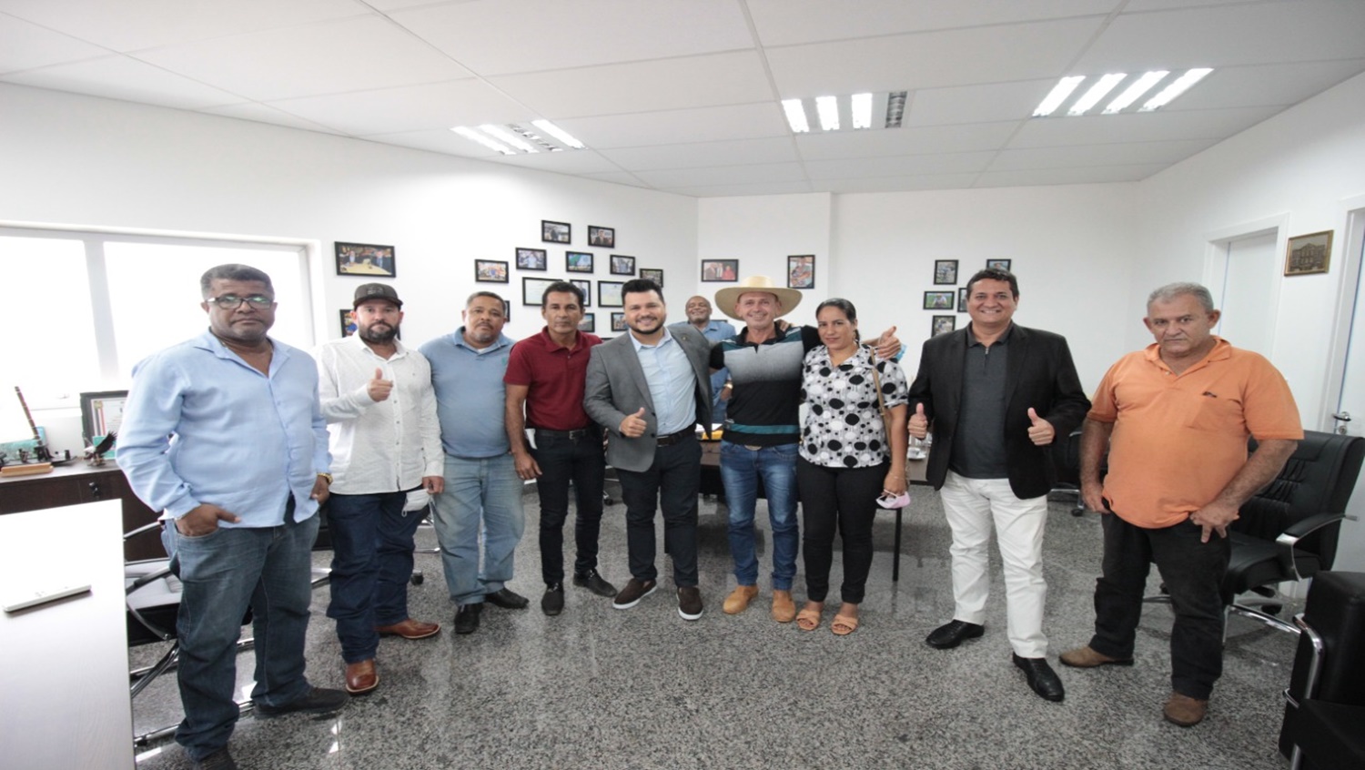 DISTRITO: Marcelo Cruz recebe comitiva de lideranças de União Bandeirantes