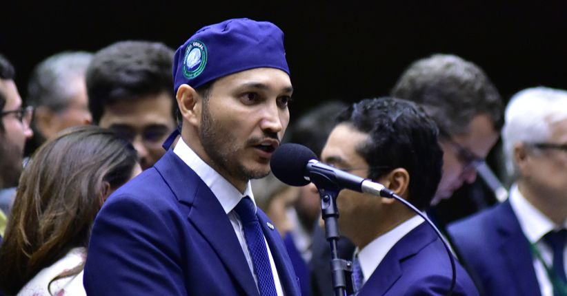 ELEIÇÕES 2024: Fernando Máximo fica no UB mesmo com candidatura indefinida