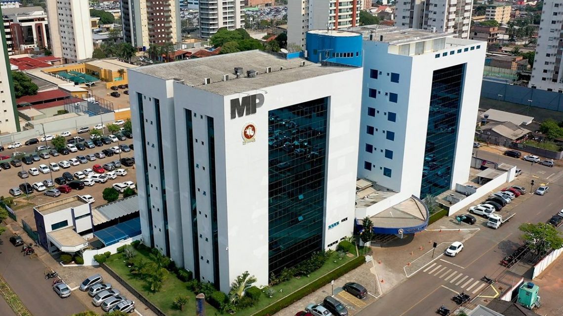 Reajuste de auxílio-alimentação de membros do MP de RO abre crise com servidores