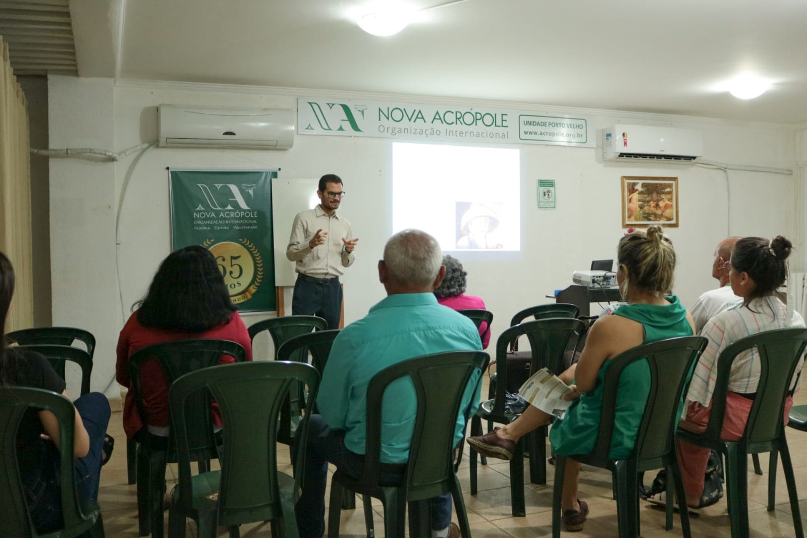 GRATUITO: Nova Acrópole  promove palestra neste sábado com Fabrício Neves