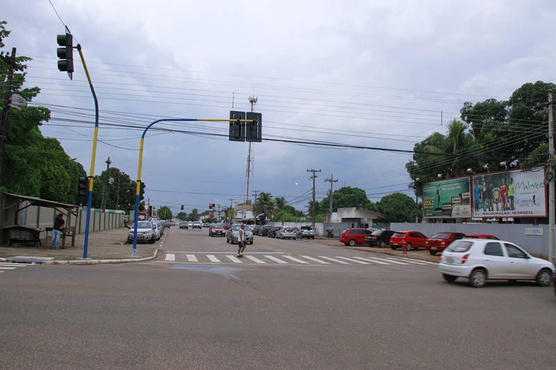 SINALIZAÇÃO: Pais pedem providências urgentes para a segurança de crianças na zona Leste 