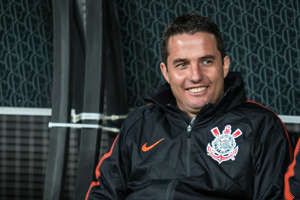 SERÁ? Osmar Loss diz que Corinthians sai fortalecido do período de amistosos