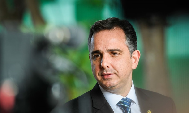 COMANDO: Presidente do Senado assume a Presidência da República por um dia