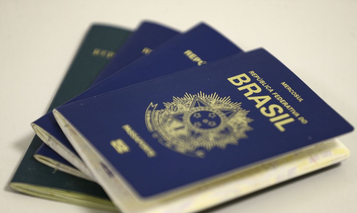 VIAGENS: Governo remaneja R$ 58,76 milhões para emissão passaportes