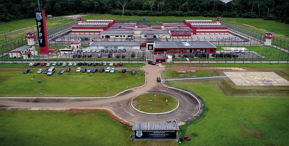 IMPASSE: Policiais penais federais aprovam greve e pressionam por fundo nacional