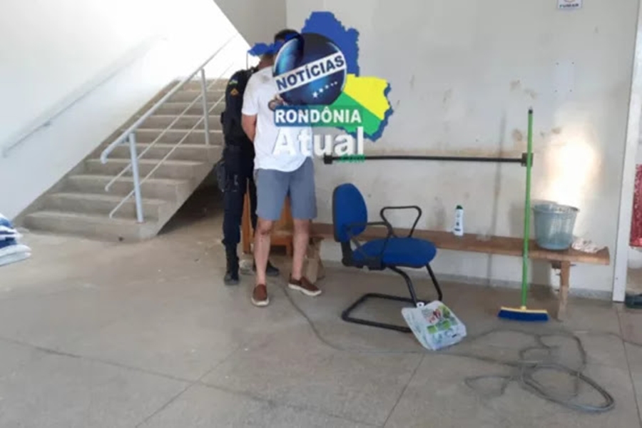 BÊBADO: Médico bate em veículo, tenta fugir mas acaba preso