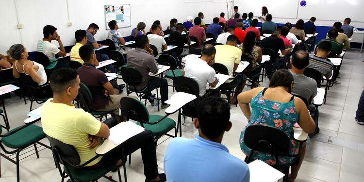 185 concursos públicos ofertam mais de 14 mil vagas no país