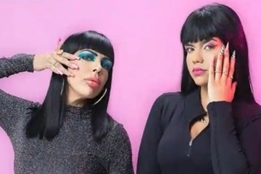 INJÚRIA RACIAL: Influenciadoras que deram banana e macaco de pelúcia para crianças viram rés