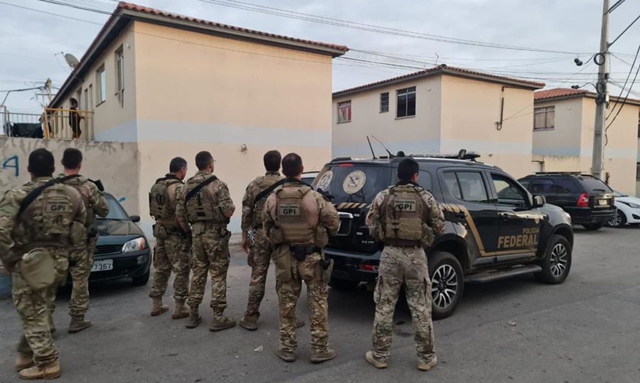 LARANJAS: PF faz operação de combate às fraudes na compra e registro de armas