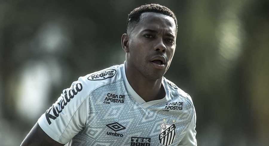 CONDENADO: Brasil rejeita pedido da Itália para extraditar ex-jogador Robinho