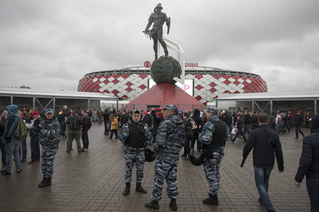 Rússia tem 456 cidadãos banidos da Copa e ainda mapeia estrangeiros