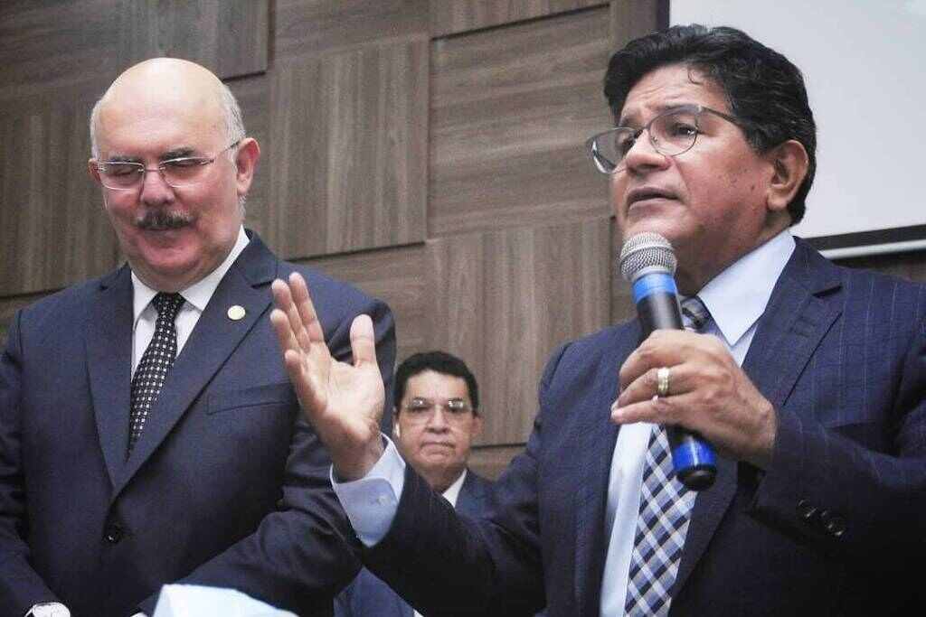 FACULDADE: Pastor do MEC investiu R$ 450 mil abrindo duas empresas no mesmo dia