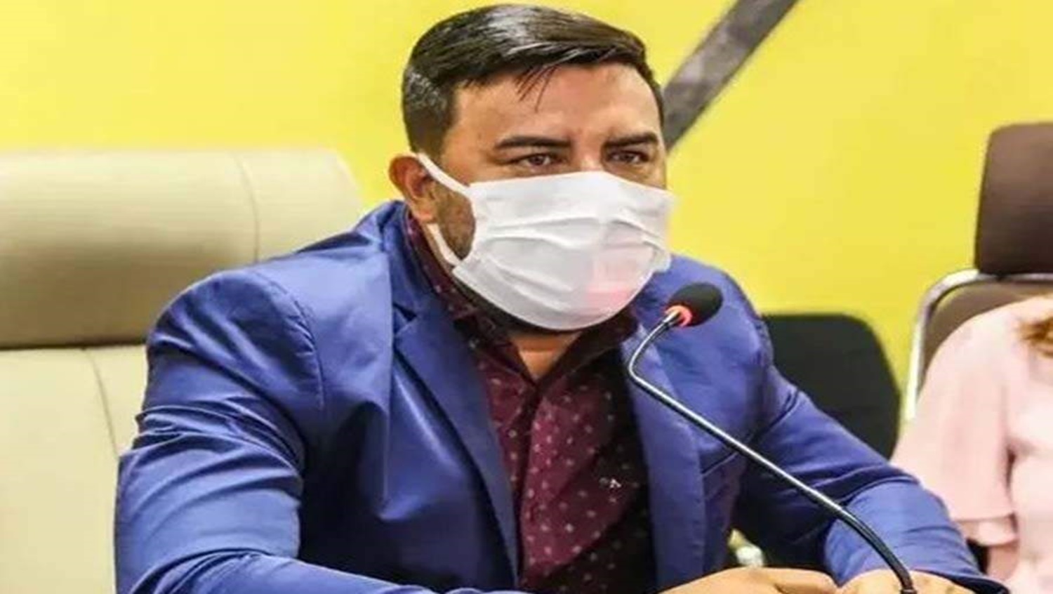 ILUMINAÇÃO: Manutenção no bairro Cidade Nova é feita após pedido de Carlos Damaceno 