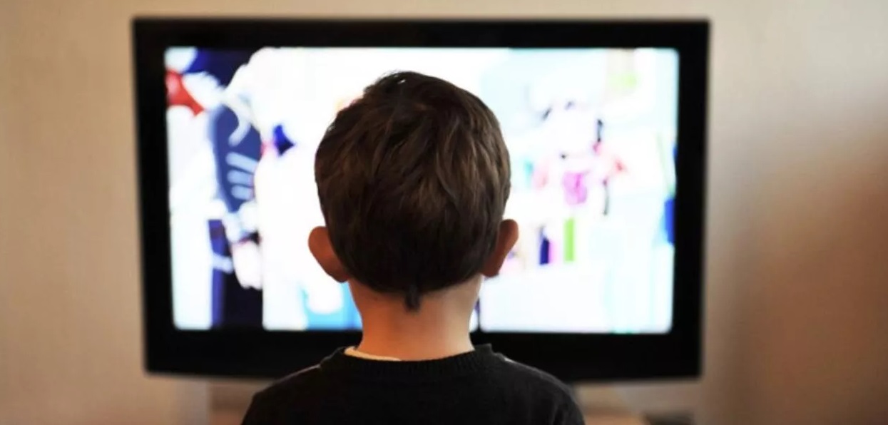 CONCORRÊNCIA: TV aberta perdeu quase metade do público em 20 anos