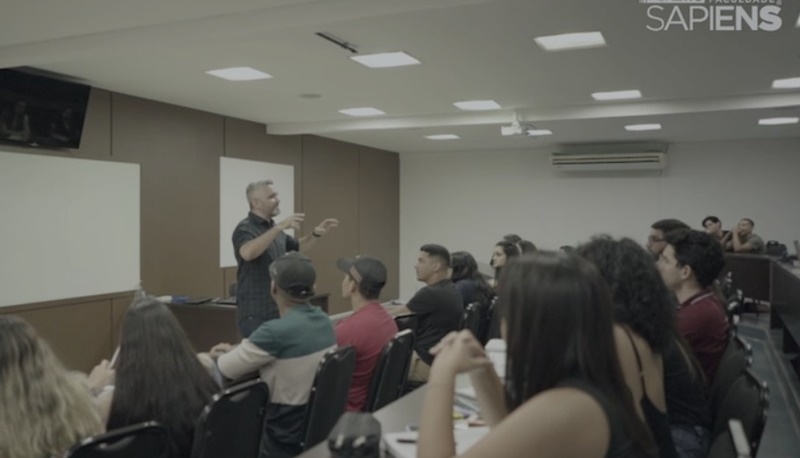 DIREITO NA ERA DIGITAL: Curso de direito da Faculdade Sapiens promove inovação e criatividade