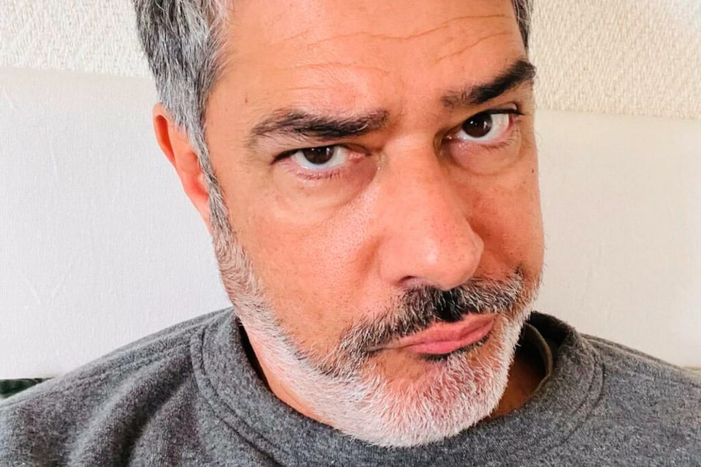 William Bonner testa positivo para covid e é afastado às pressas da Globo