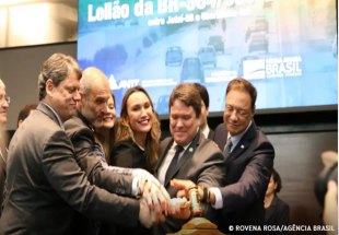 COMEMOROU MUITO: Leilão da BR-364 foi celebrado por Tarcísio no governo Bolsonaro em 2019