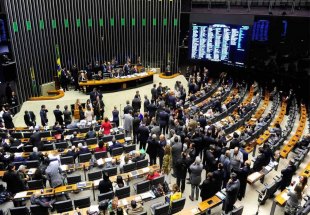 CÂMARA FEDERAL: Bancada de Rondônia vota por unanimidade pelo fim da escala 6x1