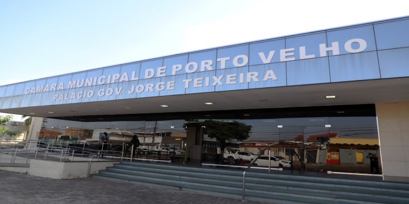 CRIMINALIDADE: Arma de vigilante é furtada na Câmara de Vereadores em Porto Velho
