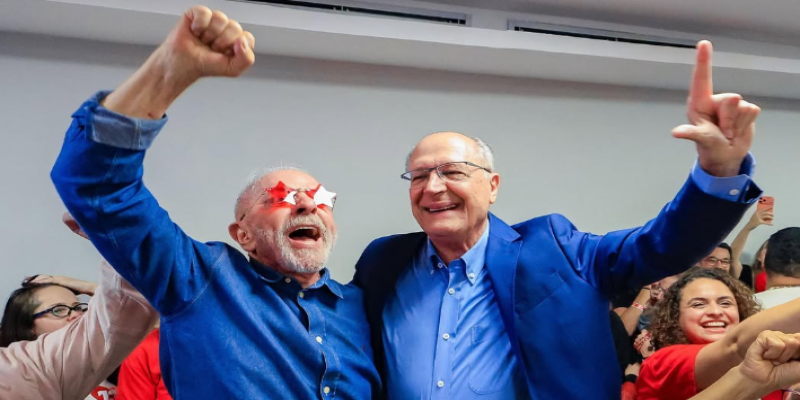 REPERCUSSÃO: Imprensa internacional destaca vitória histórica de Lula