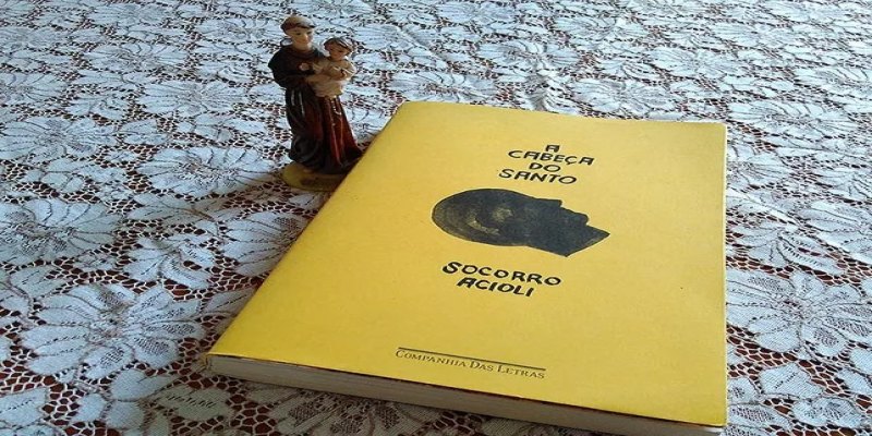 A CABEÇA DO SANTO: Realismo mágico em cidade nordestina mostra miséria e redenção - Por Marcos Souza