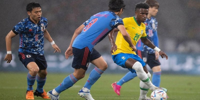 O QUE VEM EM CAMPO: Brasil x Japão; Argentina x Uruguai  caminha para a possível 2ª fase da Copa