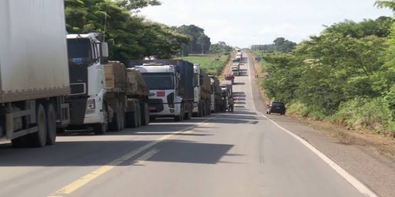 ALERTA NA BR-364: Acidente deixa tráfego interrompido em Rondônia