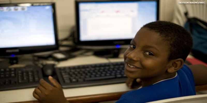LEVANTAMENTO: 80% das escolas públicas estão conectadas com wi-fi e velocidade adequada 