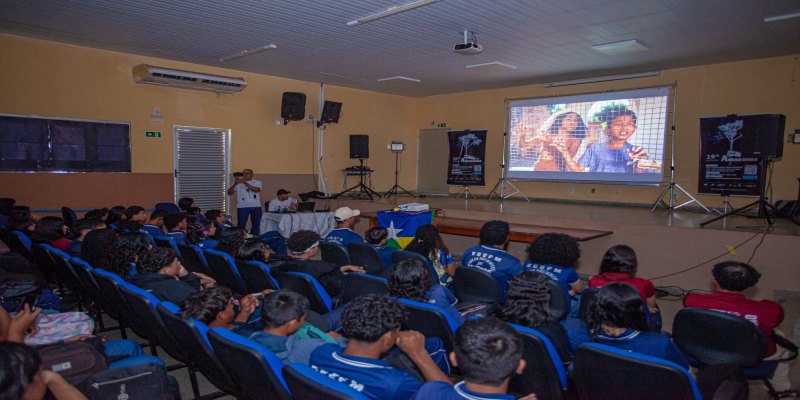 CINEAMAZÔNIA: Telas substituem fronteiras e aproximam estudantes da própria Amazônia